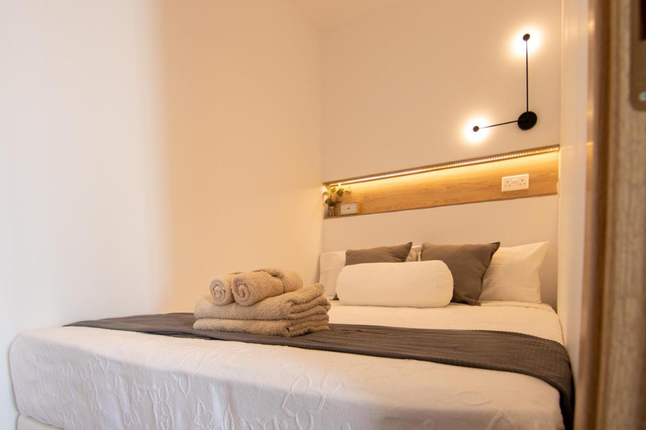 Appartamento Phaedrus Living Seaview Modern Flat Lighthouse 52 Paphos Esterno foto